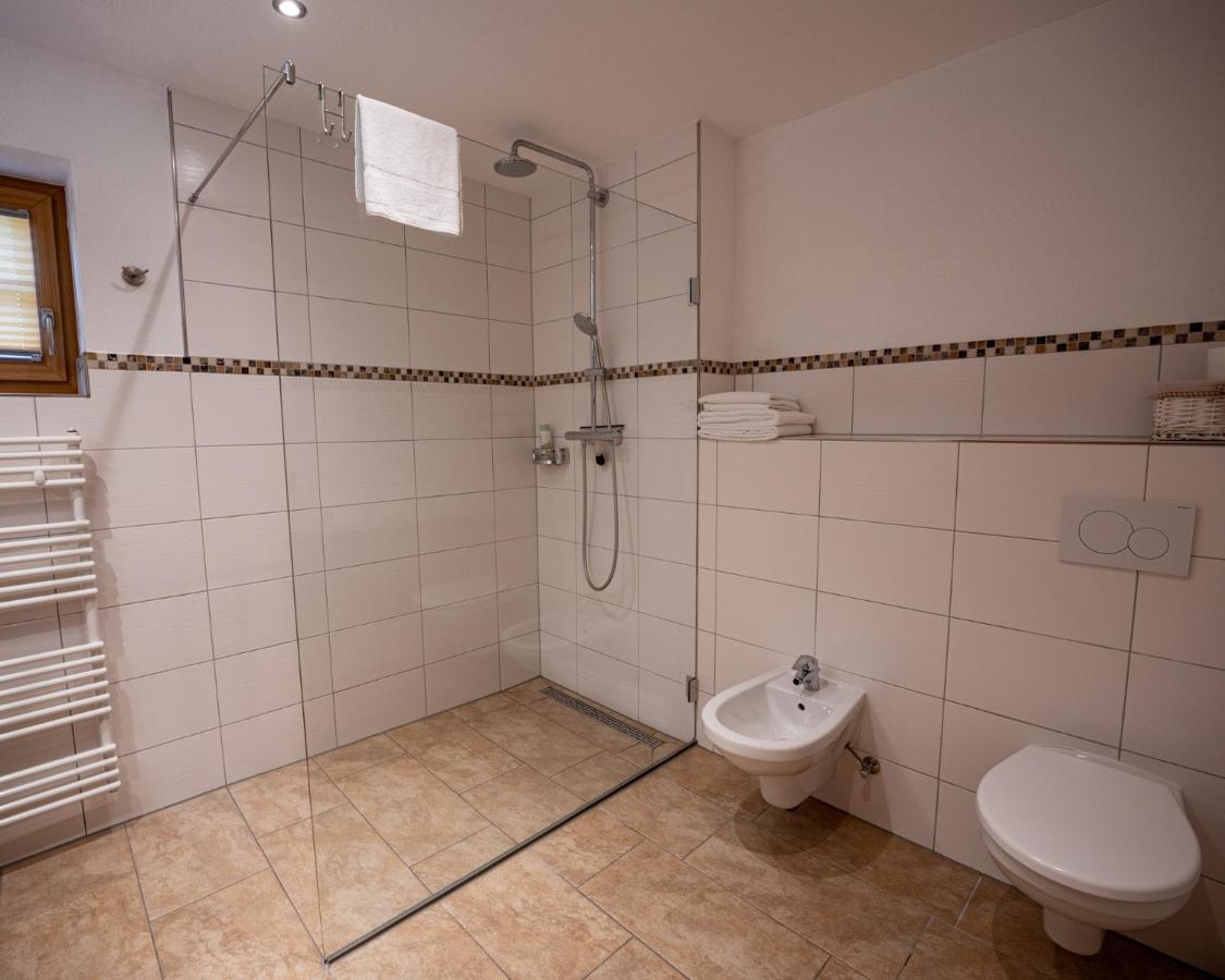 Hotel & Chalets Lampllehen Марктшелленберг Экстерьер фото